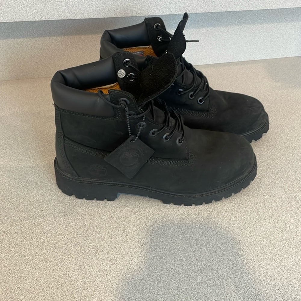 Timberland men’s boot size 6